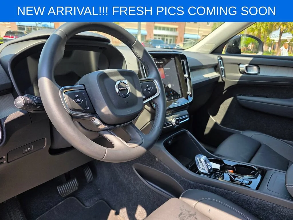 Used 2026  Volvo Plus image 8