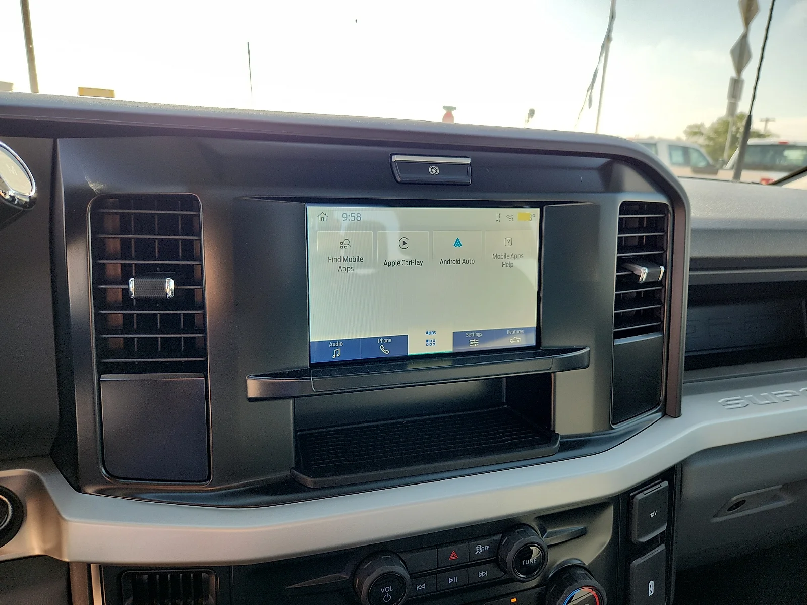 New 2026 Oxford White Ford XL image 24