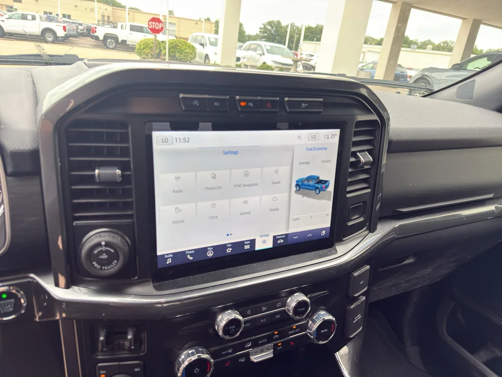 Used 2023 AVALANCHE Ford XLT image 3