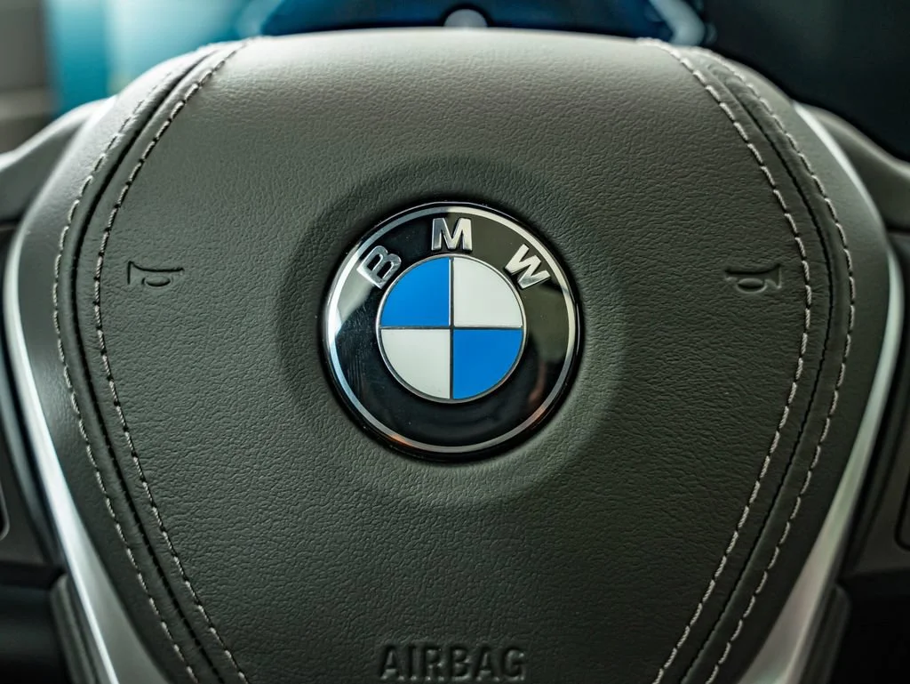 New 2026 Alpine White BMW xDrive40i image 22