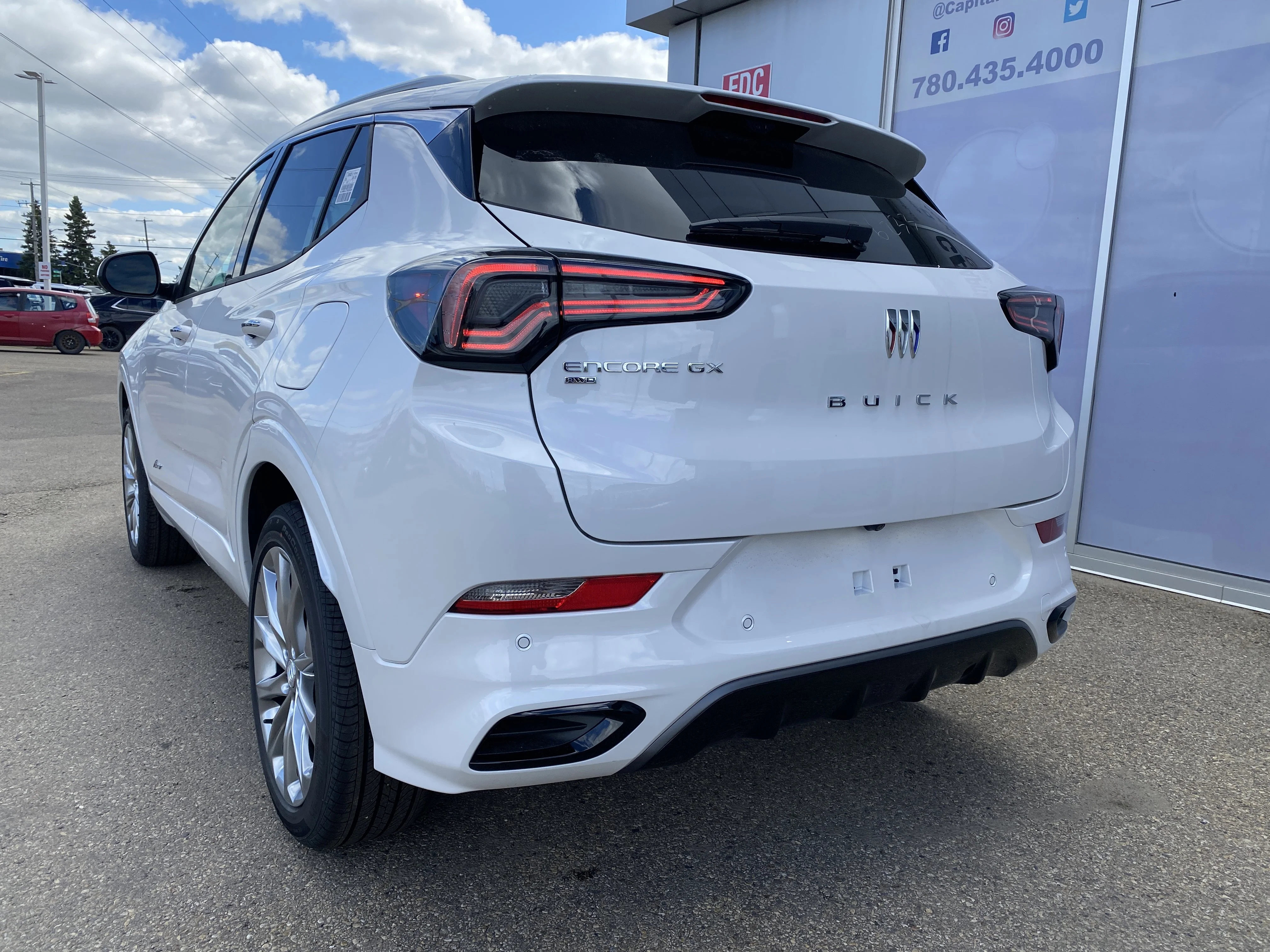 New 2026 WHITE FROST TRICOAT Buick Avenir image 4