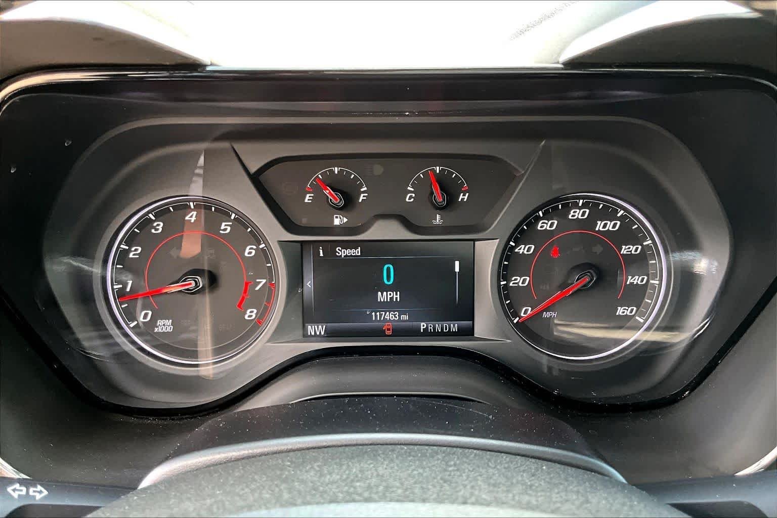 Used 2018 Silver Ice Metallic Chevrolet 1LT image 29