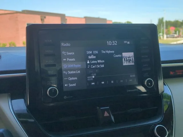 Used 2022 Black Toyota L image 35