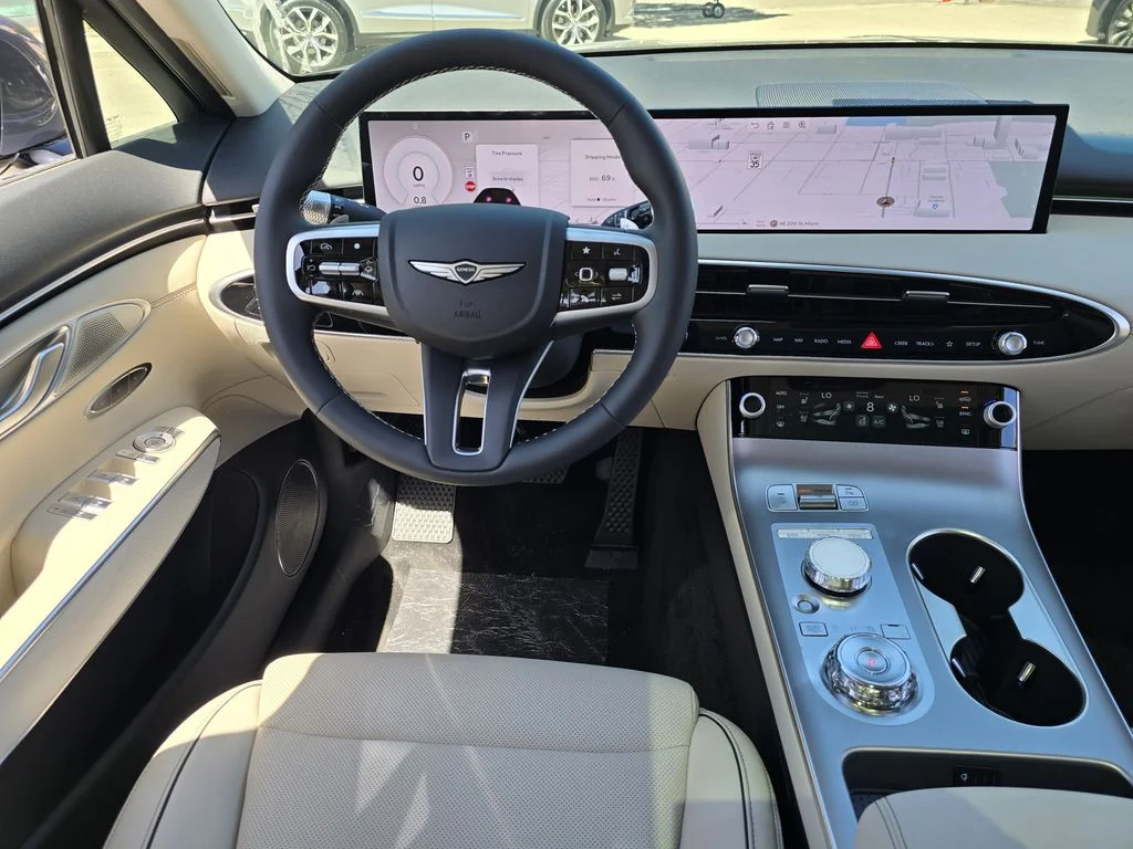 New 2026 White Genesis 2.5T Advanced image 8