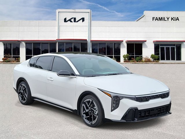 2026 Kia K4 GT-Line