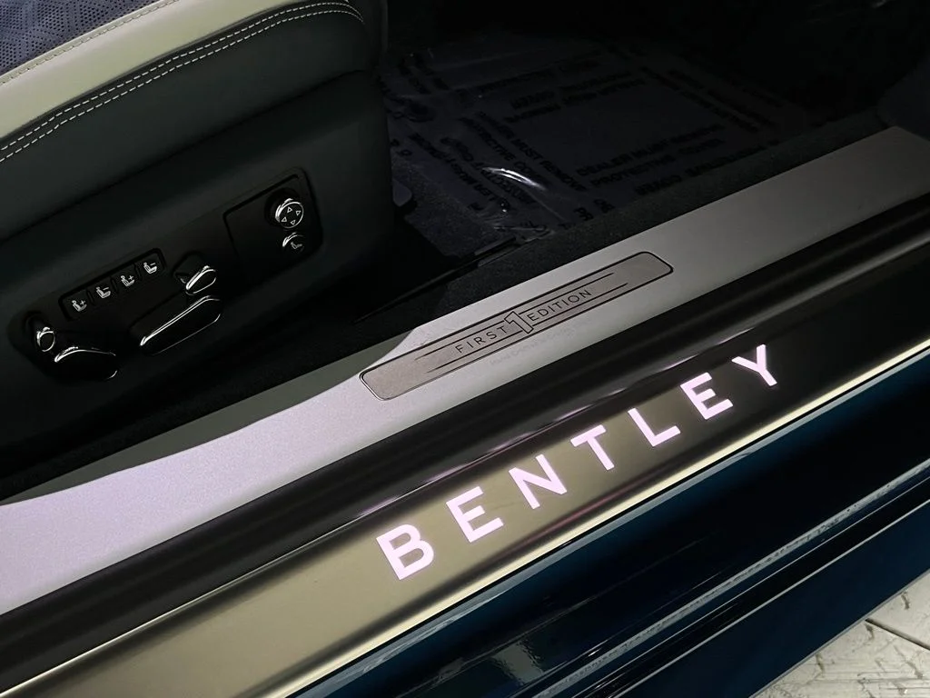 Used 2025 Blue Bentley Speed image 32