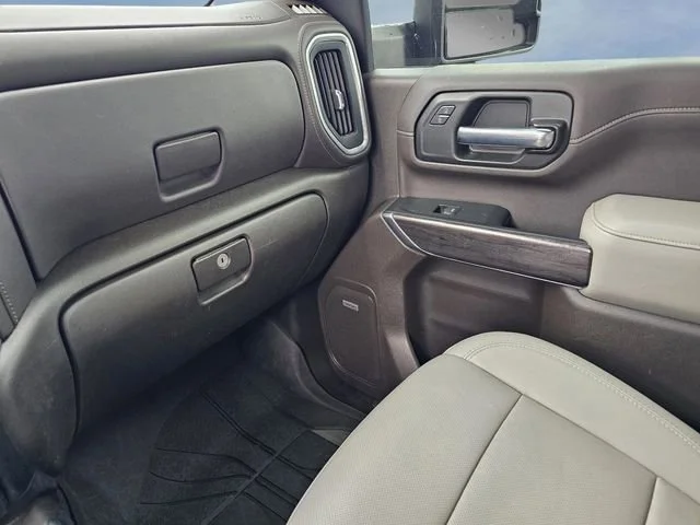 Used 2022 Black Chevrolet LTZ image 26
