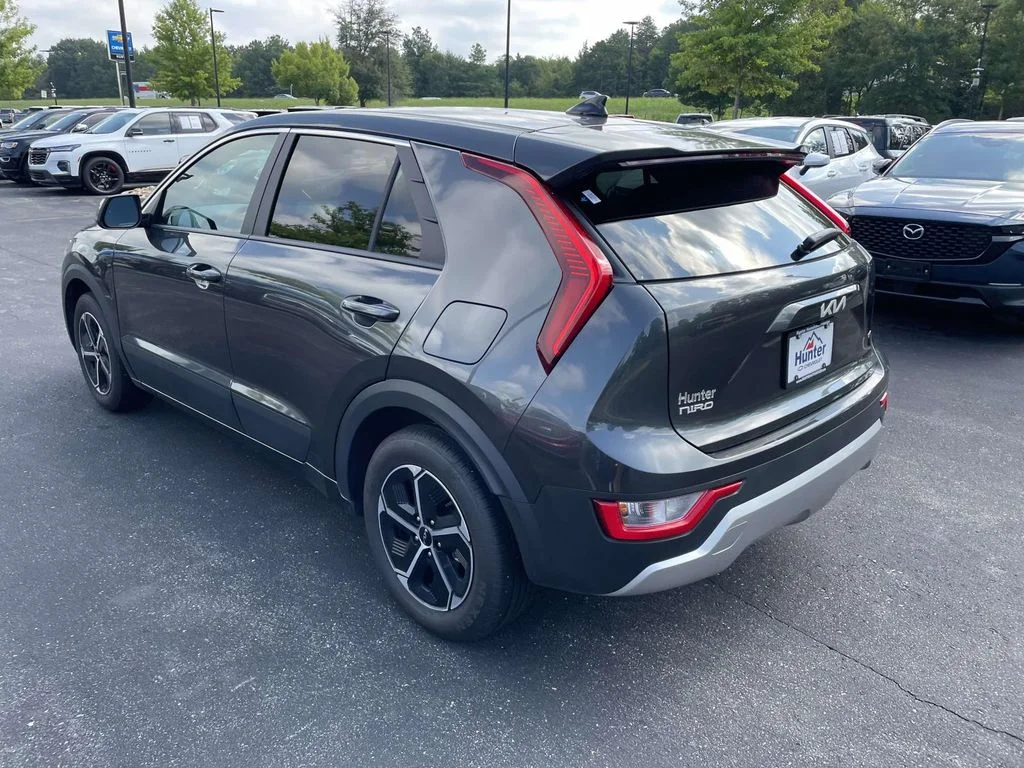 Used 2026 Gray Kia LX image 4