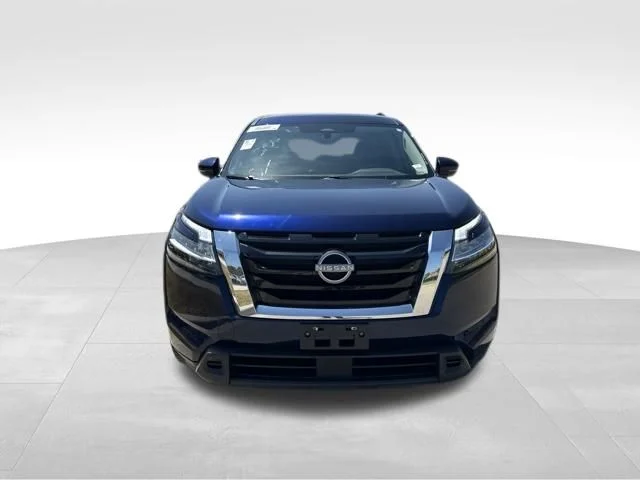 Used 2022 Blue Nissan SV image 8