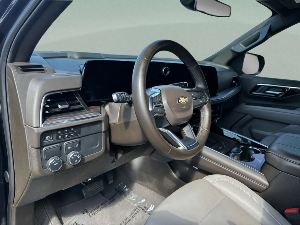 Used 2025 Gray Chevrolet LT image 19