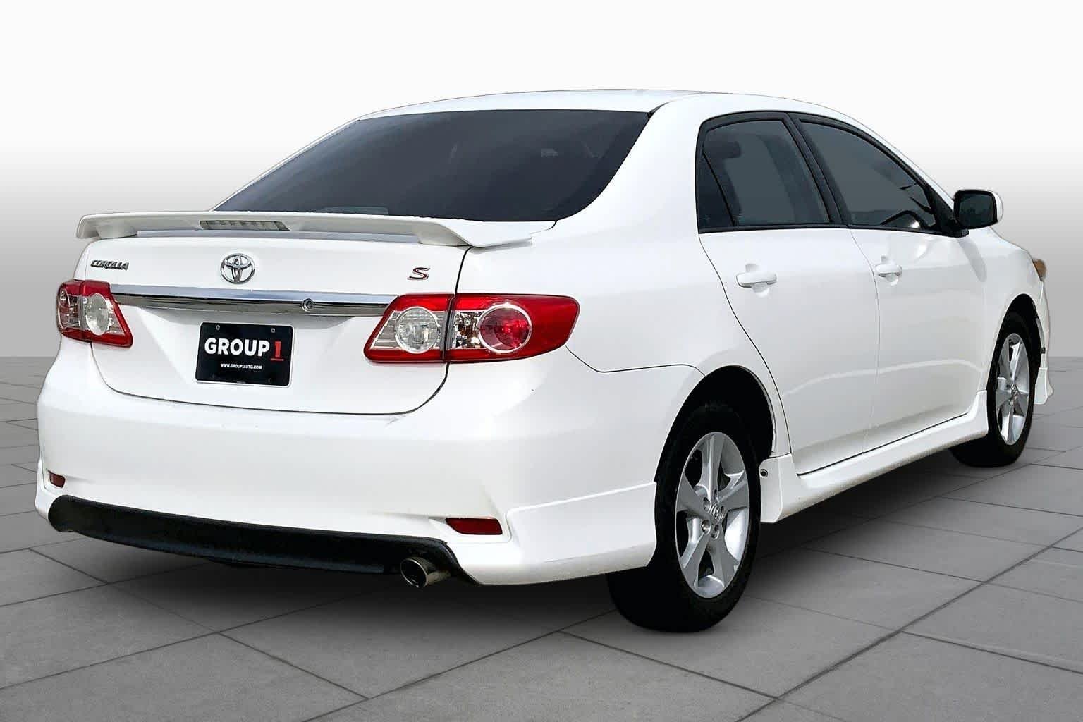 Used 2011 Super White Toyota S image 12