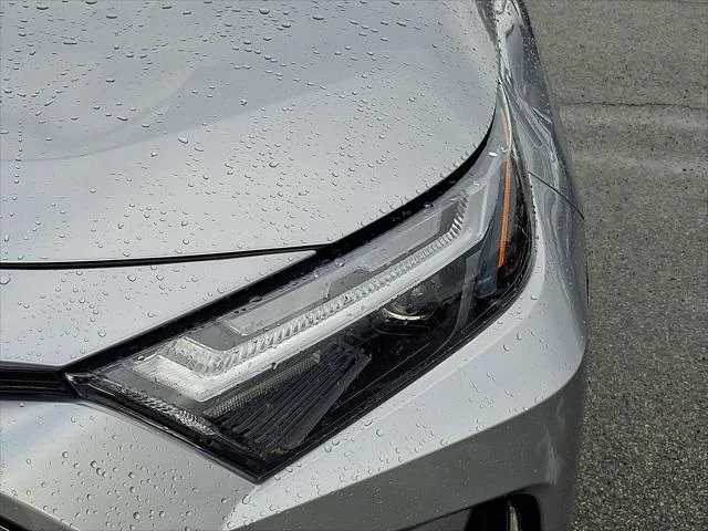 2023 Toyota RAV4 XSE - Photo 11