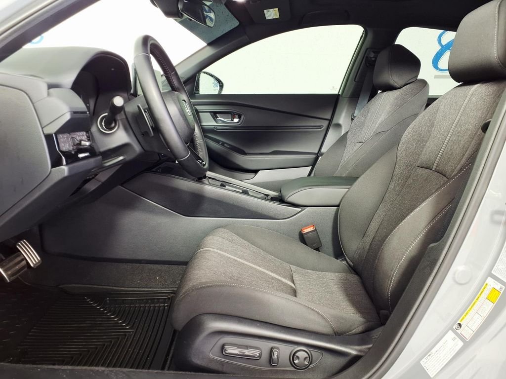 Used 2025 Gray Honda Sport image 7