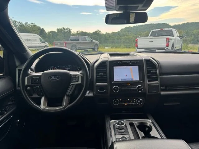 Used 2021 Black Ford XLT image 18