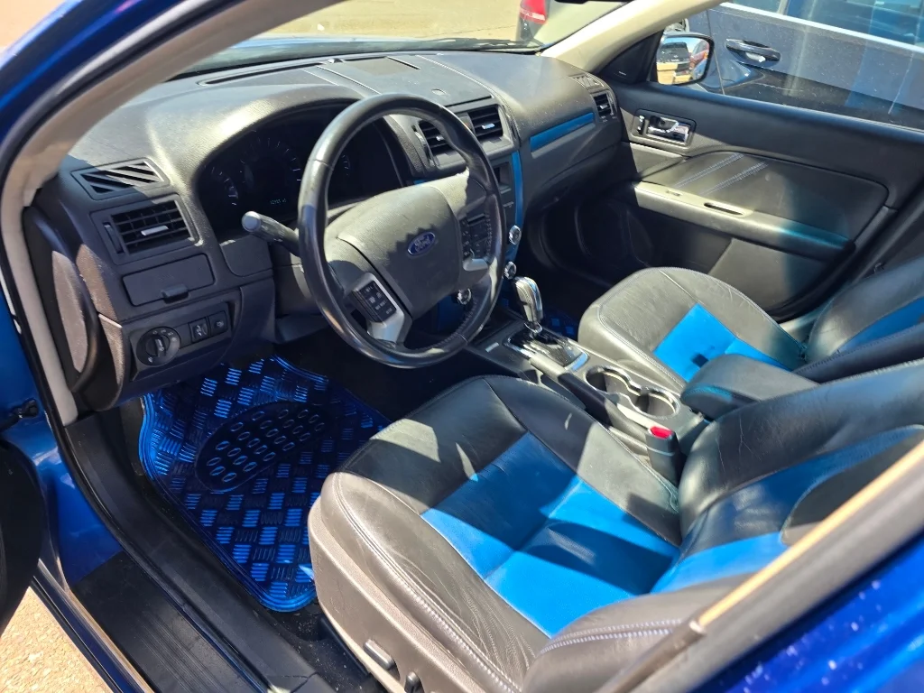 Used 2011 Blue Flame Metallic Ford SPORT image 11