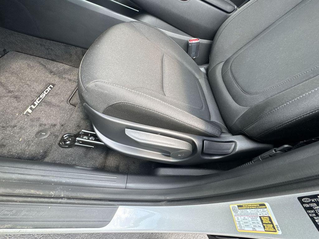 New 2026 Silver Hyundai Blue image 18