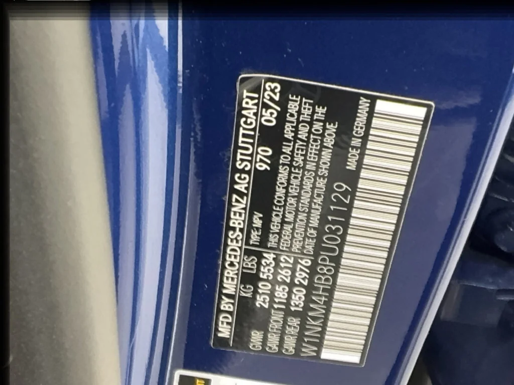 Used 2023 Blue Mercedes-Benz GLC 300 image 54