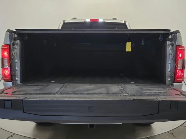 Used 2022 Silver Ford XLT image 33