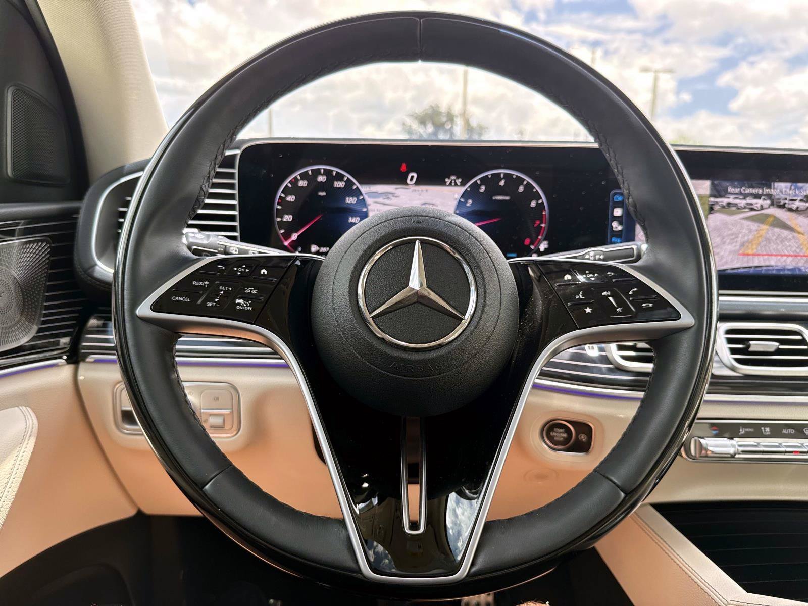 Certified Used 2026 Moonlight White Mercedes-Benz 450 image 31