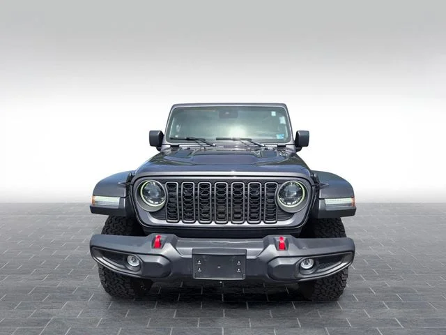 Used 2025 Gray Jeep Rubicon image 2