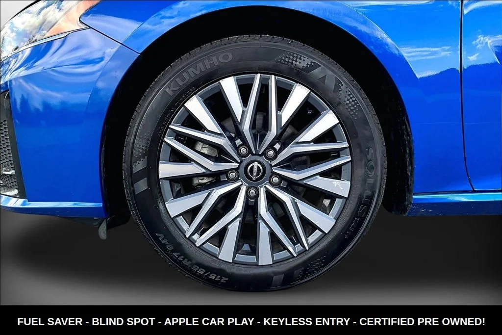 Used 2025 Blue Nissan 2.5 SV image 37