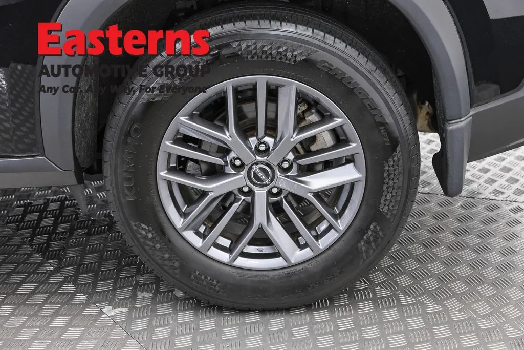 Used 2023 Black Nissan S image 33
