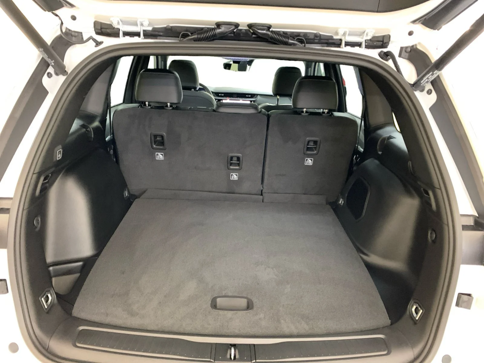 New 2026 Bright White Jeep Limited image 18