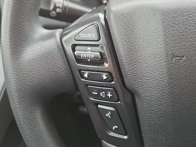 Used 2022 Red Nissan S image 13