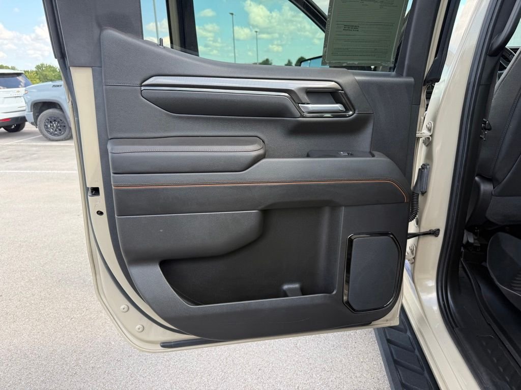 Used 2022 Beige GMC AT4 image 14