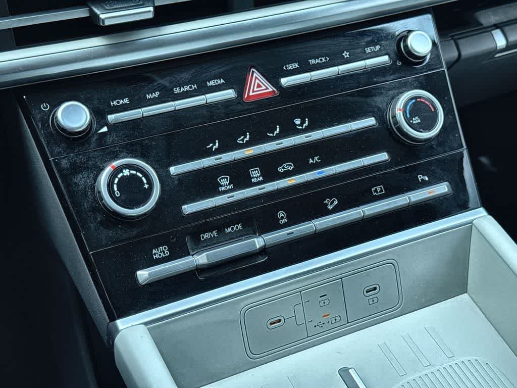 Used 2025 Ecotronic Gray Hyundai SE image 20
