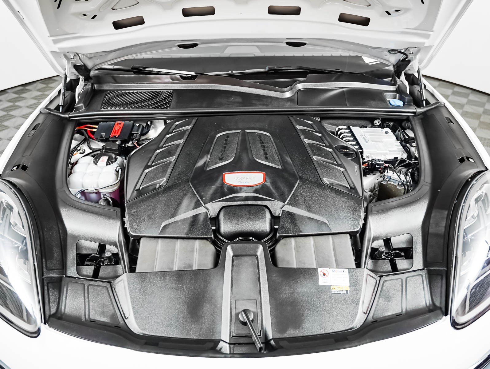 Certified Used 2023 CARRARA WHITE Porsche Turbo image 13