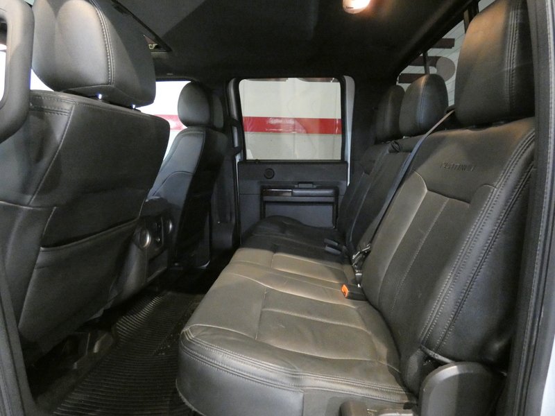 Used 2013 INGOT SILVER META Ford Crew Cab Platinum SRW image 26