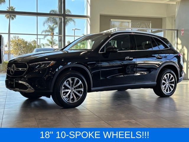 Used 2026 Black Mercedes-Benz GLC 300 image 4