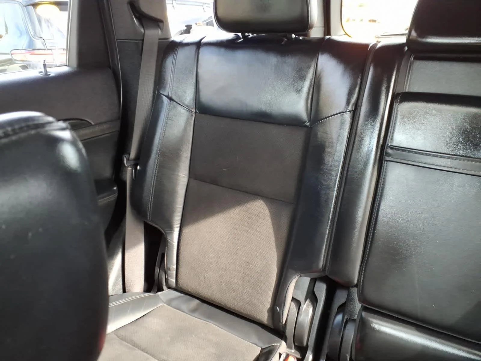 Certified Used 2021 Bright White Clearcoat Jeep Laredo X image 18