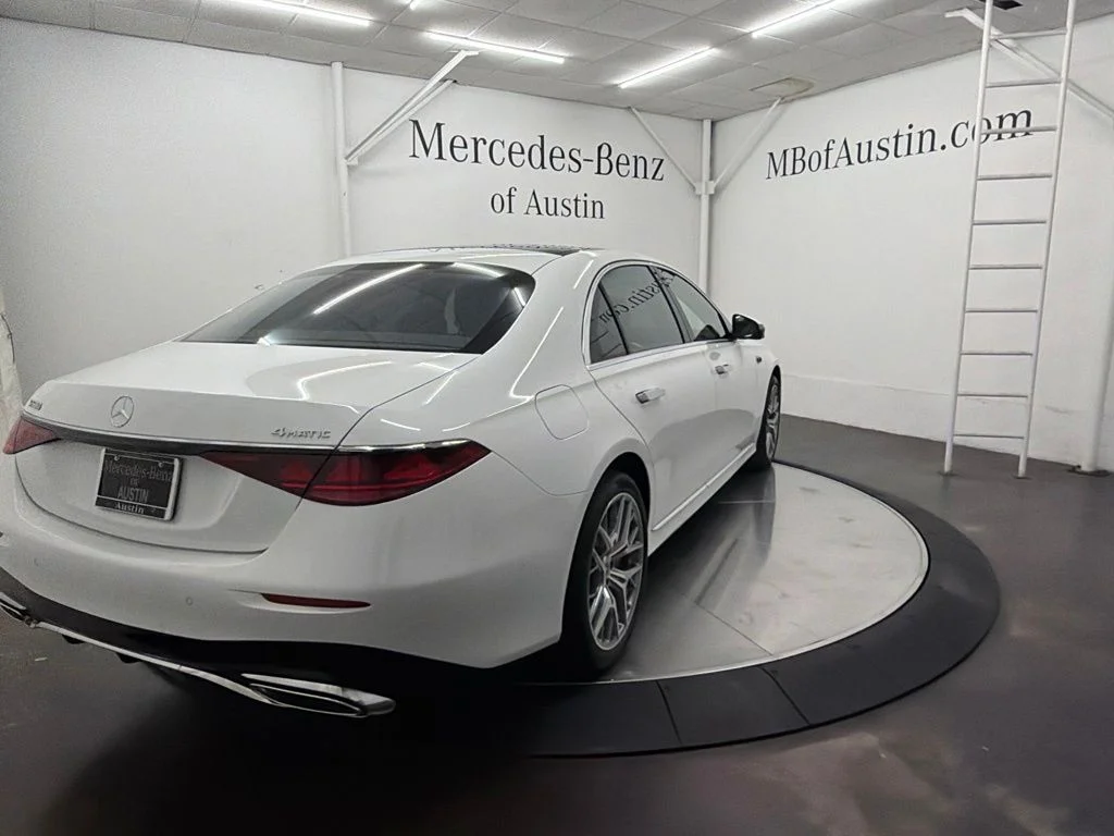 New 2027 White Mercedes-Benz S 500 image 7