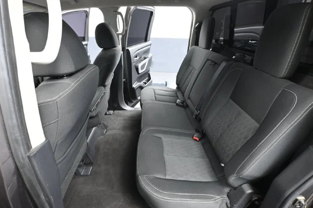 Used 2018 Brown Nissan SV image 27