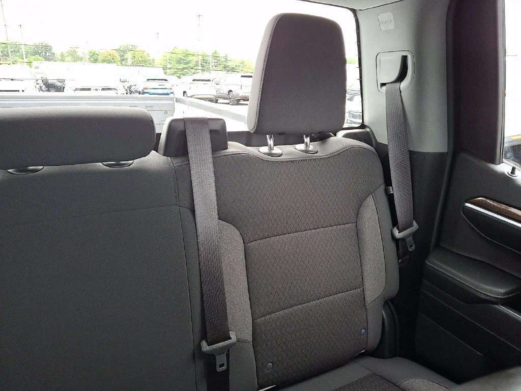 Used 2024 Summit White Chevrolet LT image 21