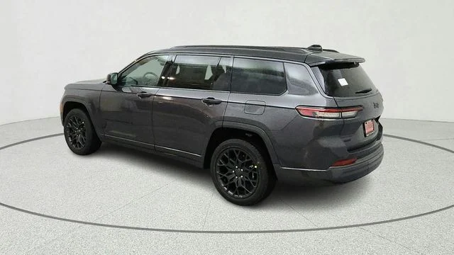 New 2026 Baltic Gray Metallic Clear-Coat Exterior Paint Jeep Summit image 6