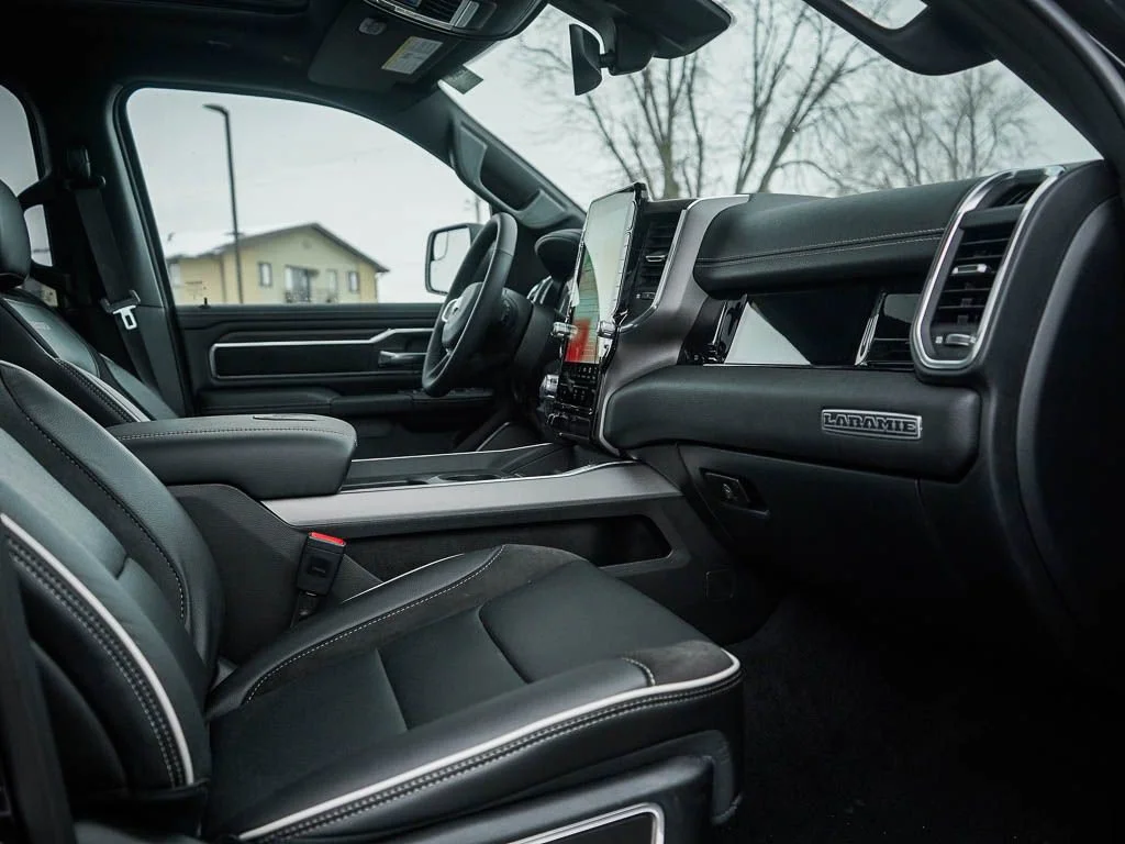 New 2026 Granite Crystal Metallic Clearcoat RAM LARAMIE image 9