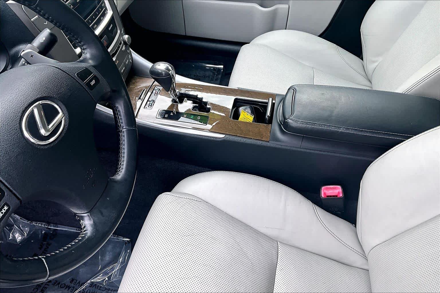 Used 2009 Smoky Granite Mica Lexus  image 16