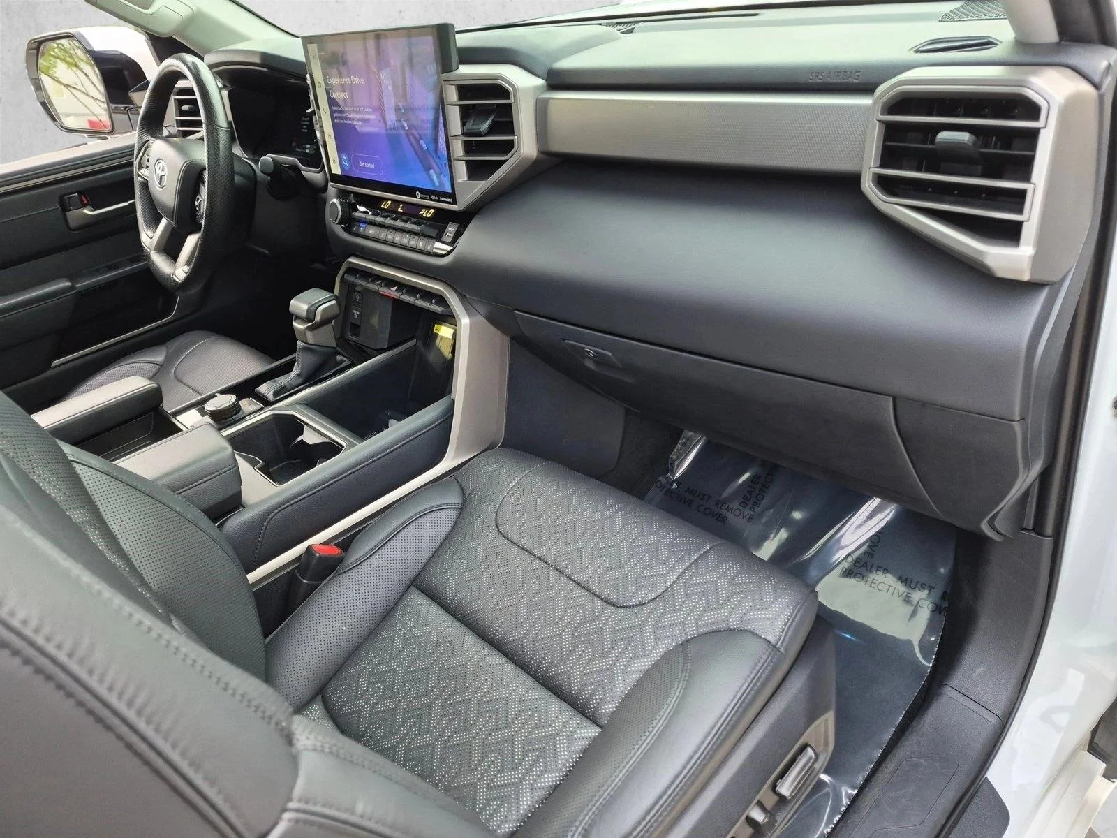 Used 2024 Ice Cap Toyota Limited Hybrid image 22
