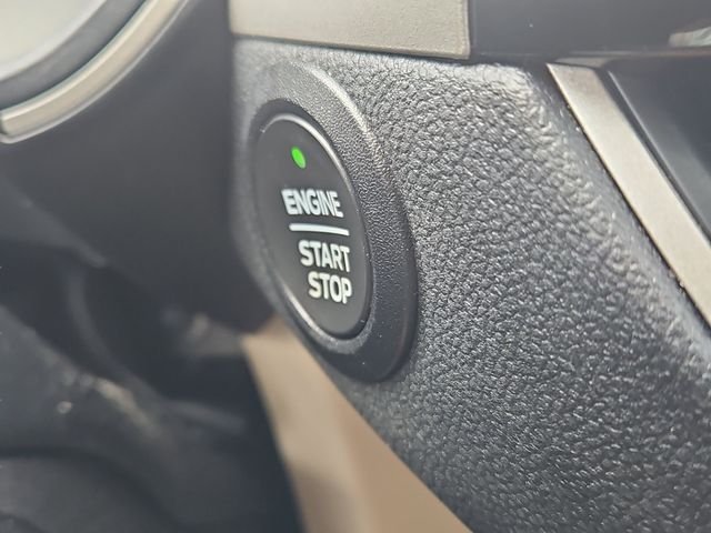 Used 2022 Blue Metallic Ford SEL image 19