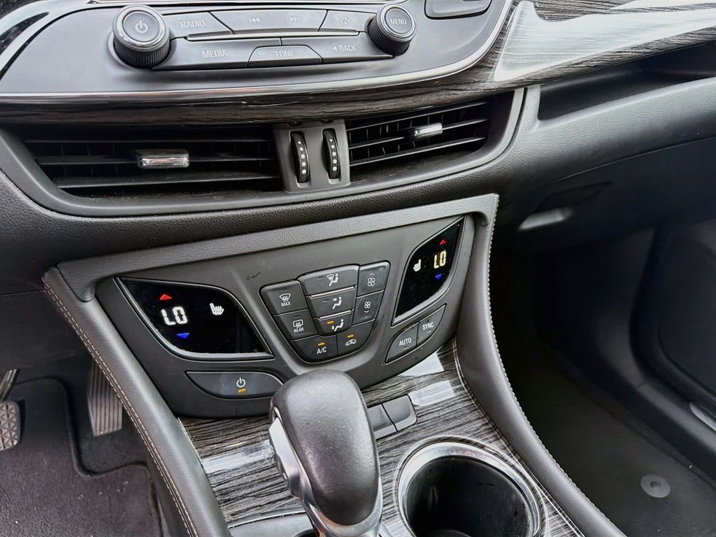 Used 2017 Ebony Twilight Metallic Buick Essence image 21