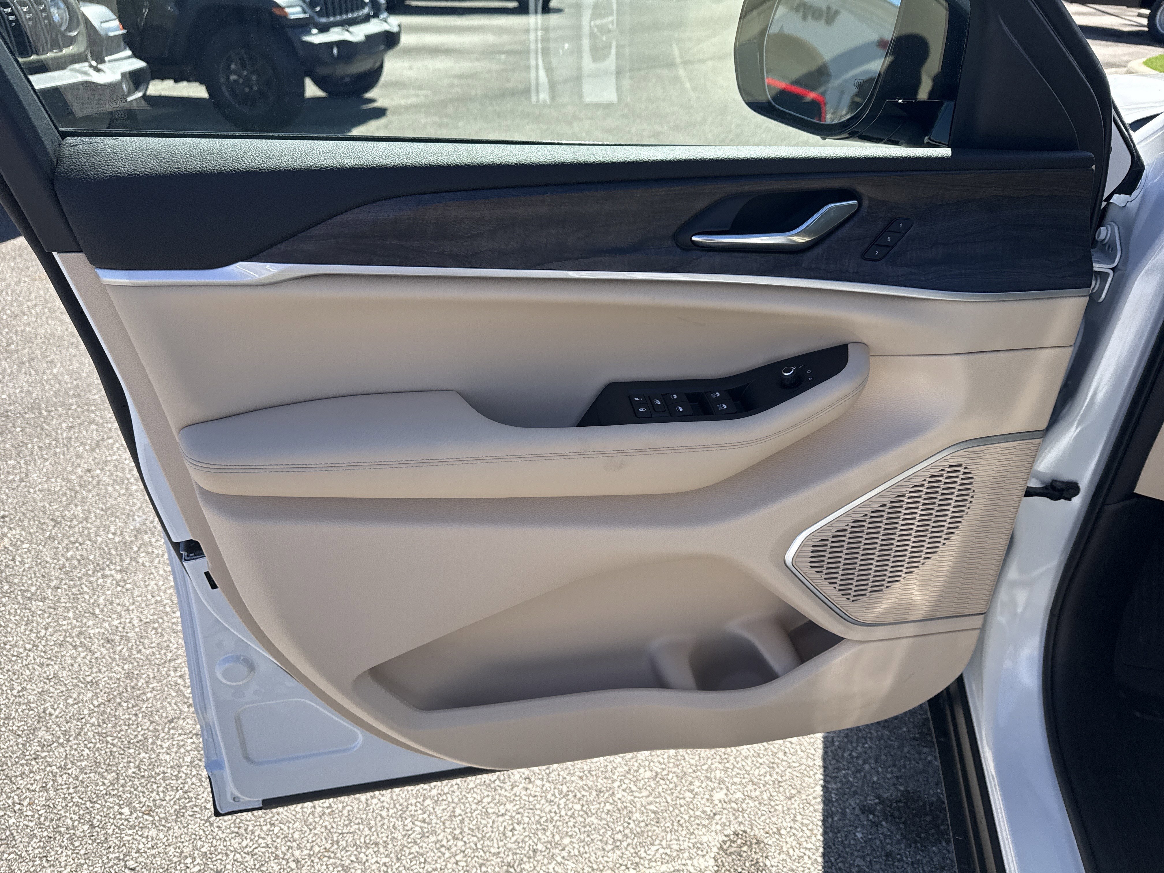 New 2026 Bright White Clearcoat Jeep Limited image 11