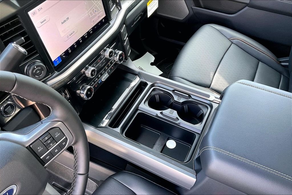 New 2026 Ford Super Duty F-250 Lariat 4D Crew Cab