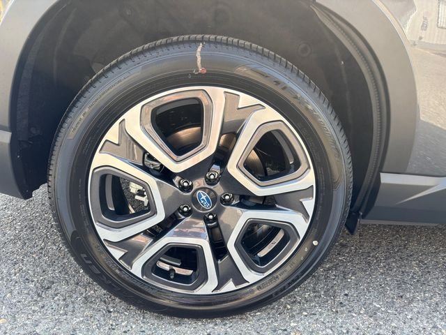 New 2026 MAGNETITE GRAY METALLIC Subaru Limited 7-Passenger image 28