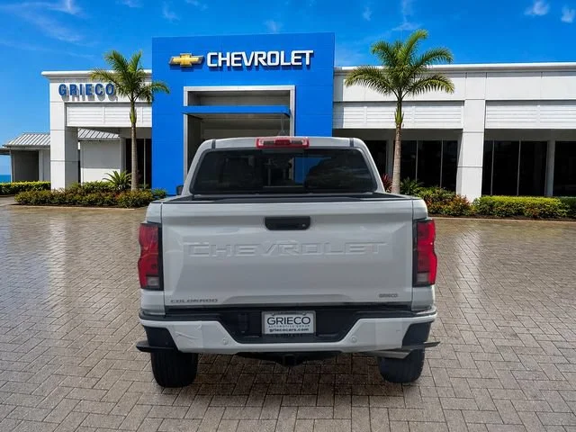 New 2026 Summit White Chevrolet LT image 4