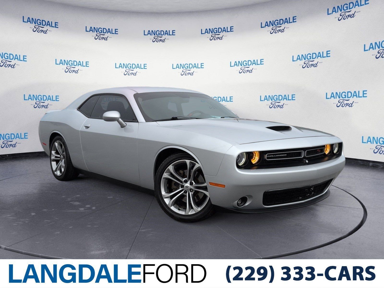 2020 Dodge Challenger R/T's photo