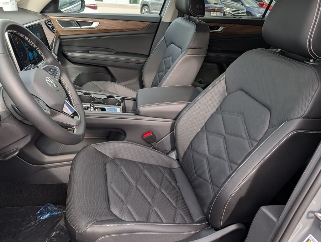 2026 Volkswagen Atlas SE w/Tech - Photo 11