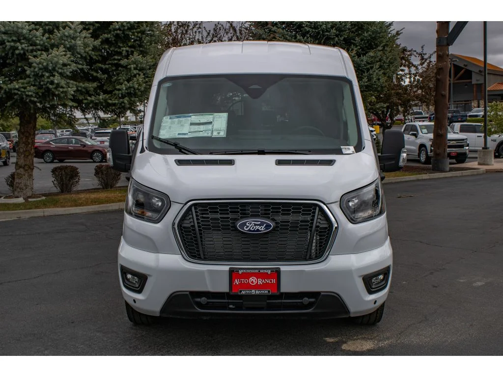 New 2026 OXFORD WHITE Ford XLT image 3